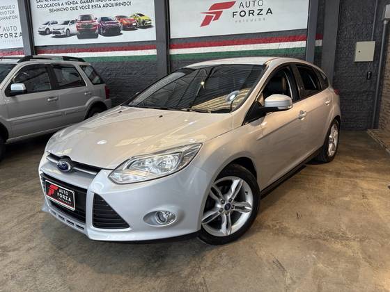 FORD FOCUS 2.0 SE 16V FLEX 4P POWERSHIFT